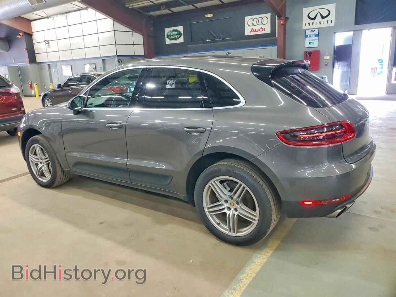 2016 PORSCHE MACAN - VIN: WP1AB2A58GLB47520 - Photo 2