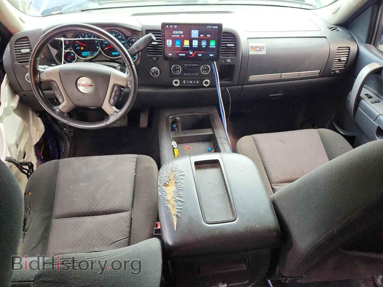 2011 GMC SIERRA - VIN: 1GTR2VE3XBZ197811 - Фото 8