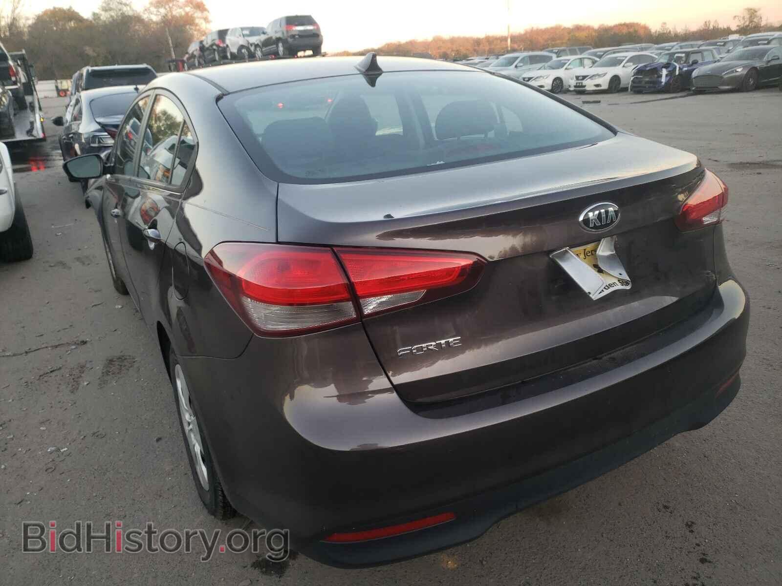 2017 KIA FORTE - VIN: 3KPFK4A7XHE083978 - Фото 3