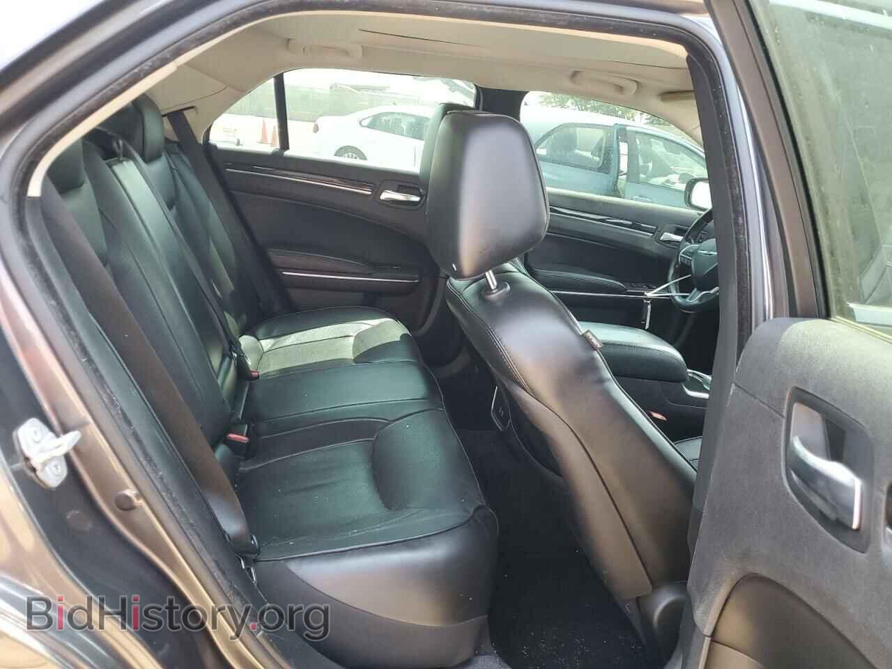 2016 CHRYSLER 300 - VIN: 2C3CCAEG7GH190308 - Фото 10