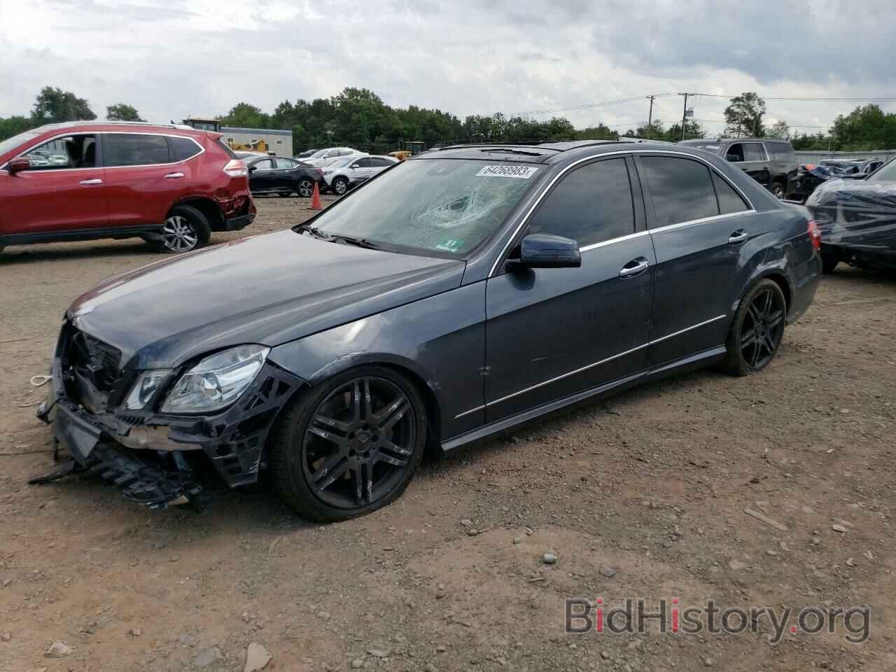 Photo WDDHF7CB4AA034693 - MERCEDES-BENZ E-CLASS 2010