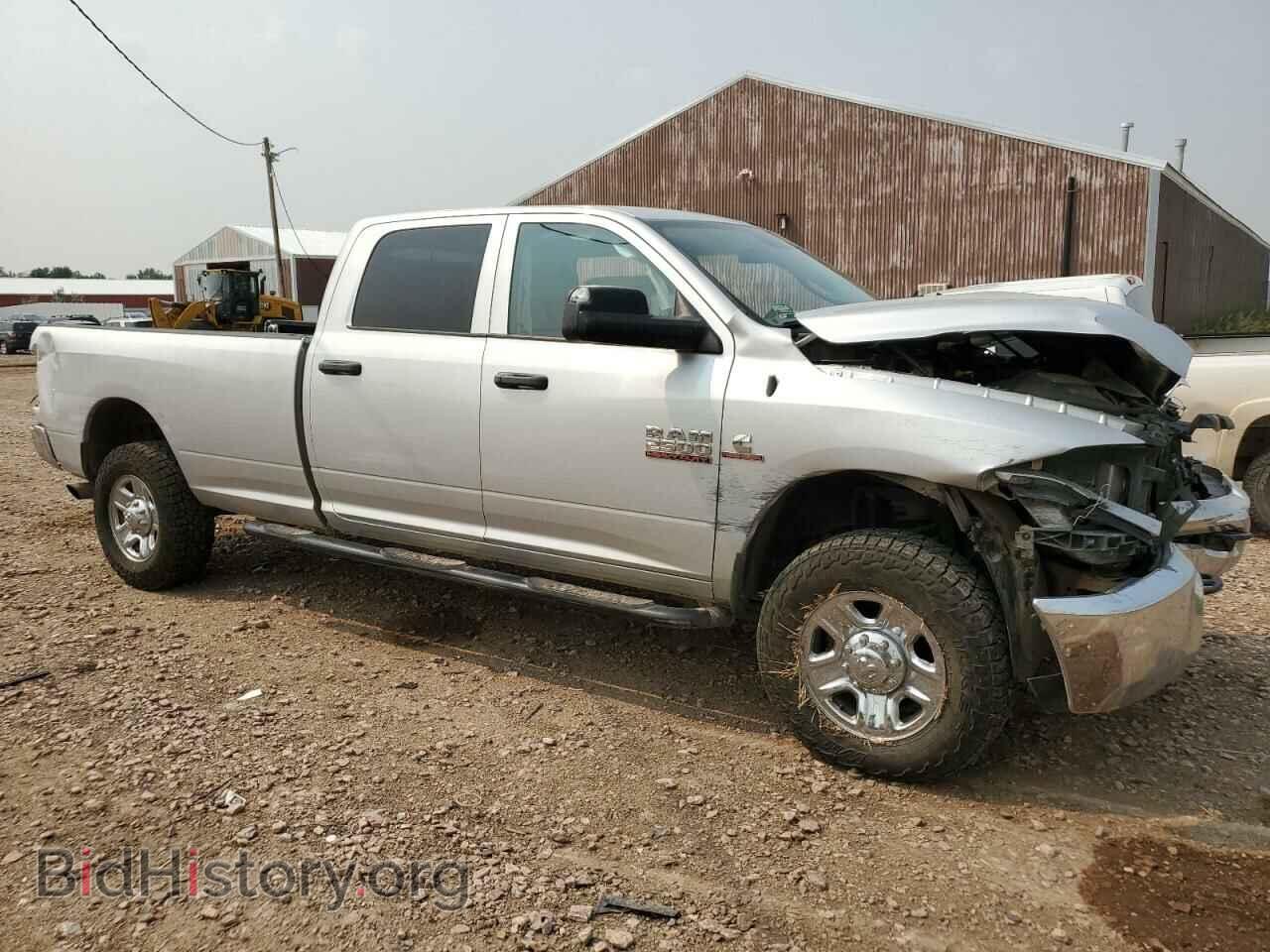 2017 RAM All Models - VIN: 3C6UR5HL4HG517335 - Photo 4