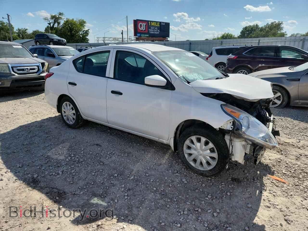 2019 NISSAN VERSA - VIN: 3N1CN7AP3KL875049 - Photo 4