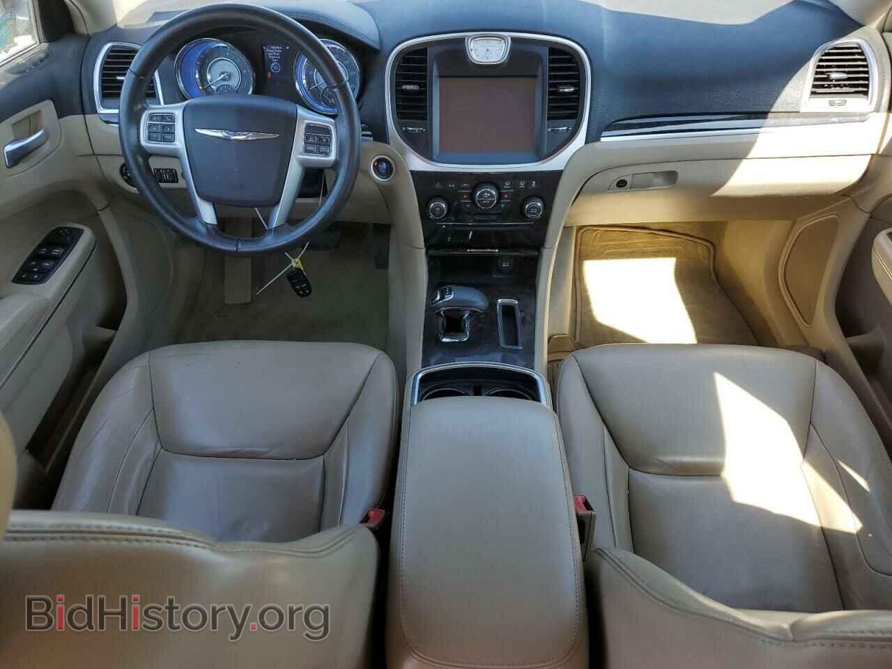 2013 CHRYSLER 300 - VIN: 2C3CCAAG5DH589378 - Фото 8