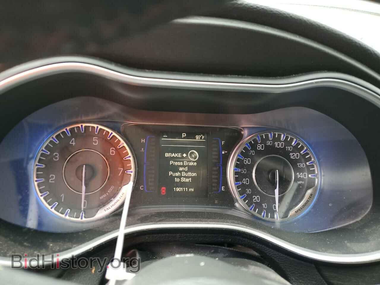 2015 CHRYSLER 200 - VIN: 1C3CCCAB3FN536947 - Фото 9