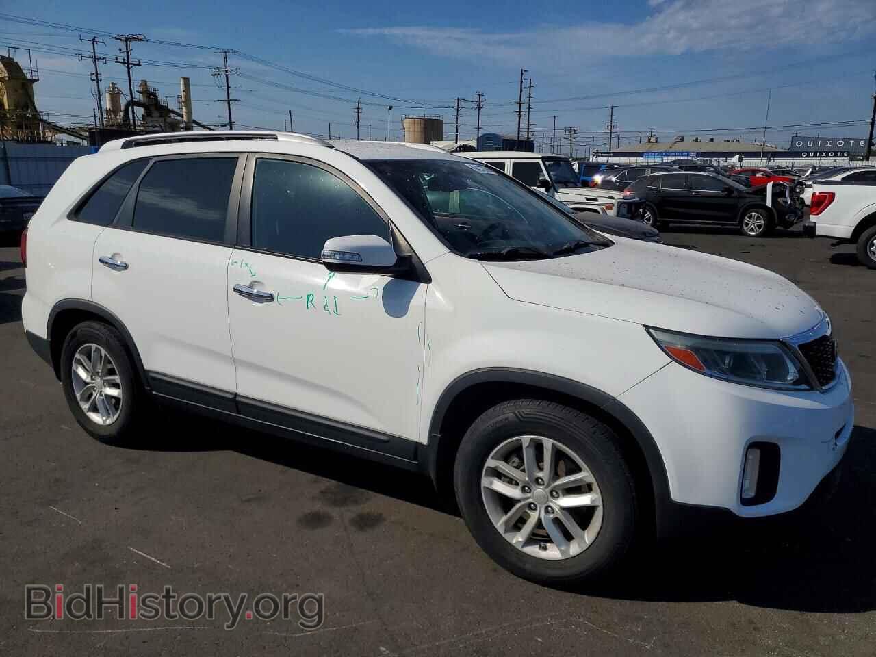 2015 KIA SORENTO - VIN: 5XYKT4A65FG644817 - Фото 4