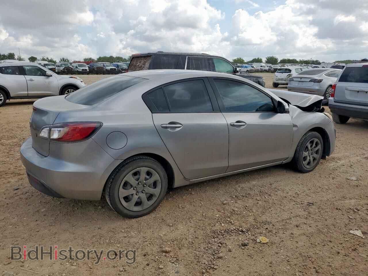 2011 MAZDA 3 - VIN: JM1BL1UF5B1420077 - Фото 3
