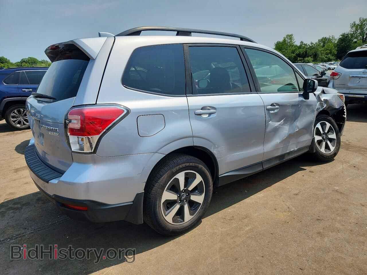 2017 SUBARU FORESTER - VIN: JF2SJAEC2HH528958 - Фото 3