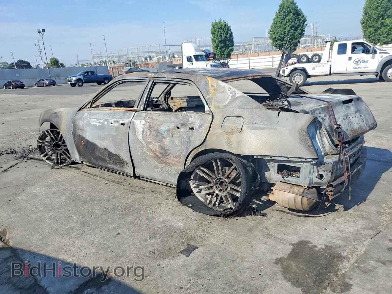 2012 CHRYSLER 300 - VIN: 2C3CCACG4CH308697 - Photo 2