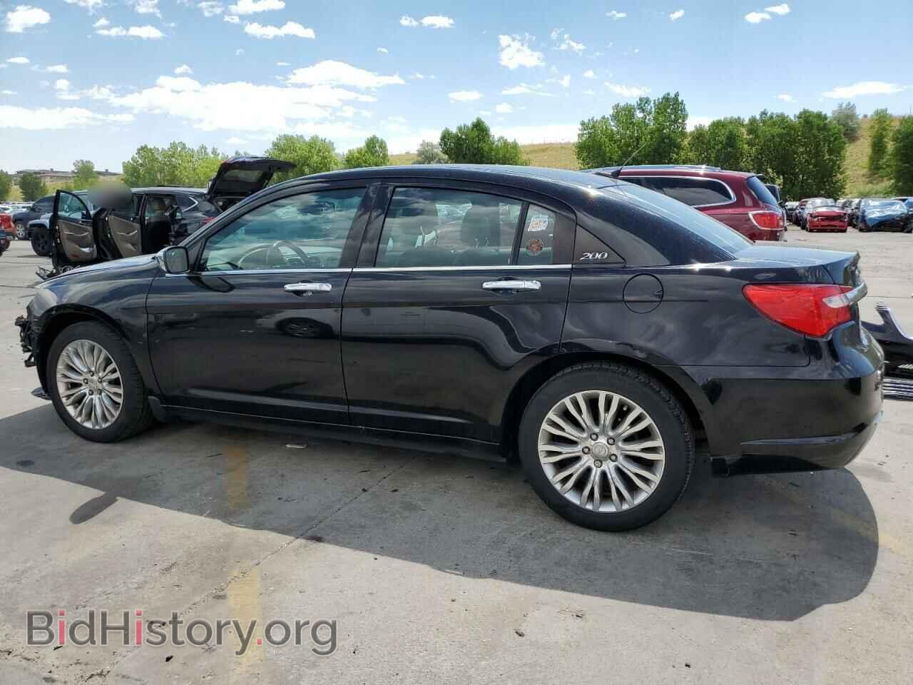 2011 CHRYSLER 200 - VIN: 1C3BC2FG3BN610064 - Фото 2