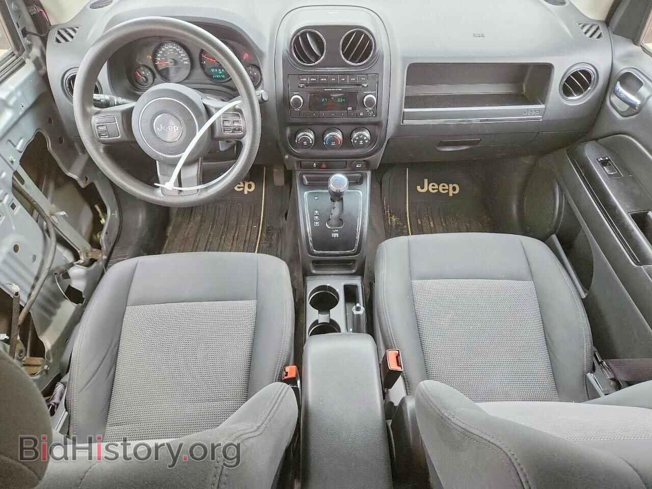2012 JEEP COMPASS - VIN: 1C4NJDABXCD663292 - Photo 8
