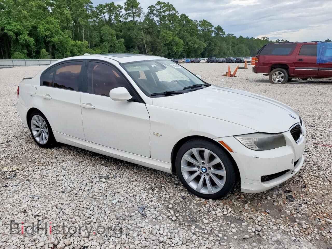 2011 BMW 3 SERIES - VIN: WBAPH7C5XBE677048 - Фото 4