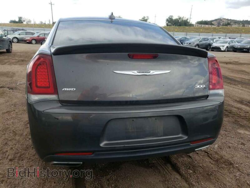 2017 Chrysler 300 (VIN 2C3CCAGG7HH612835) — фото 6 из 12