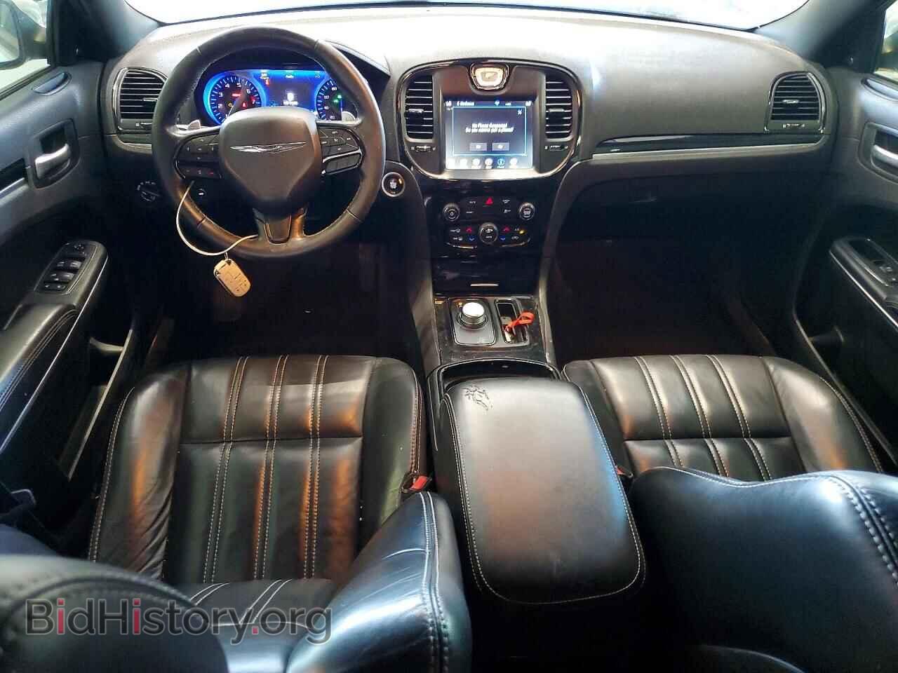 2018 CHRYSLER 300 - VIN: 2C3CCAGG2JH141392 - Photo 8