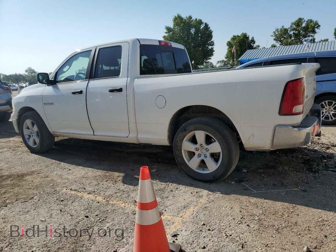 2009 DODGE All Models - VIN: 1D3HB18PX9S757842 - Фото 2