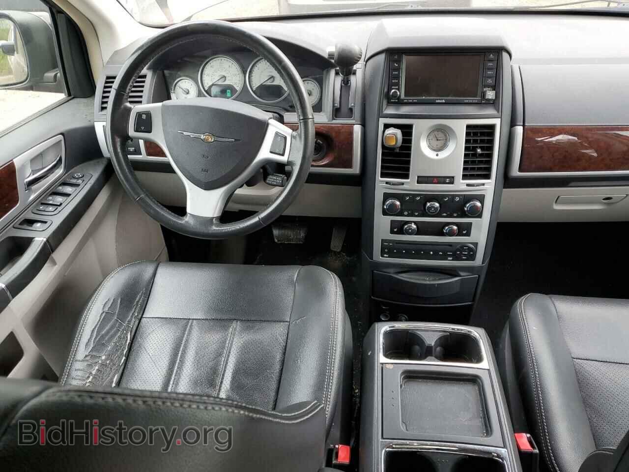 2010 CHRYSLER MINIVAN - VIN: 2A4RR8D14AR430971 - Photo 8