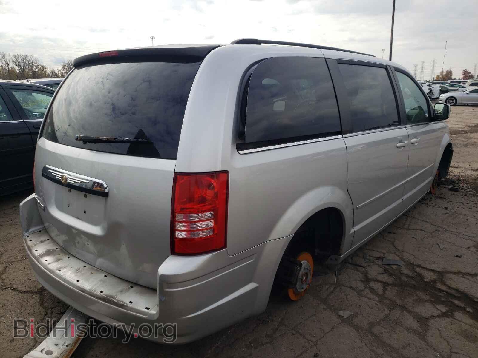 2008 CHRYSLER MINIVAN - VIN: 2A8HR54P38R611101 - Фото 4