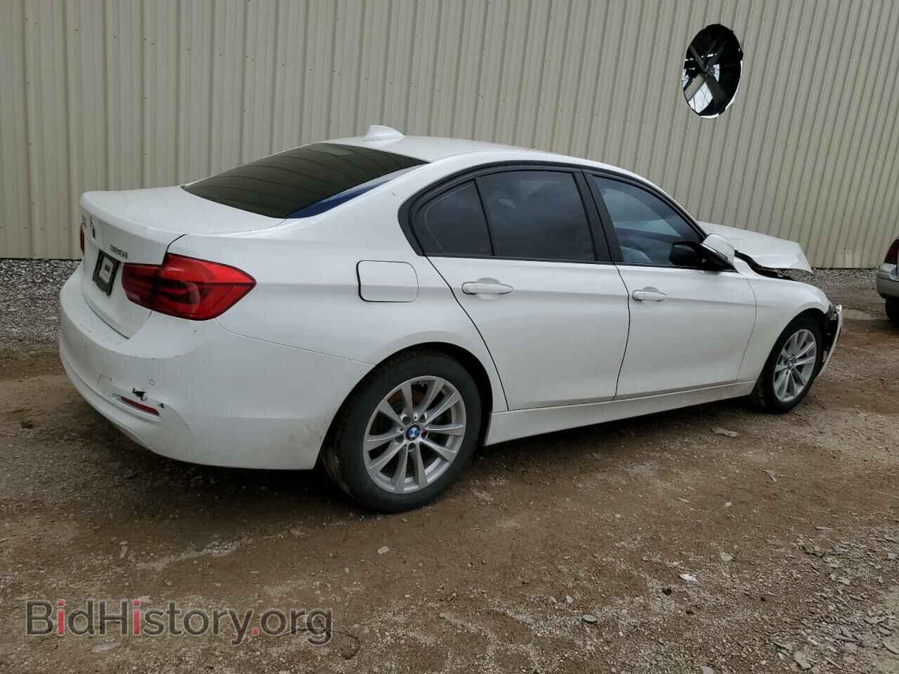 2016 BMW 3 SERIES - VIN: WBA8E1G53GNU11236 - Фото 3