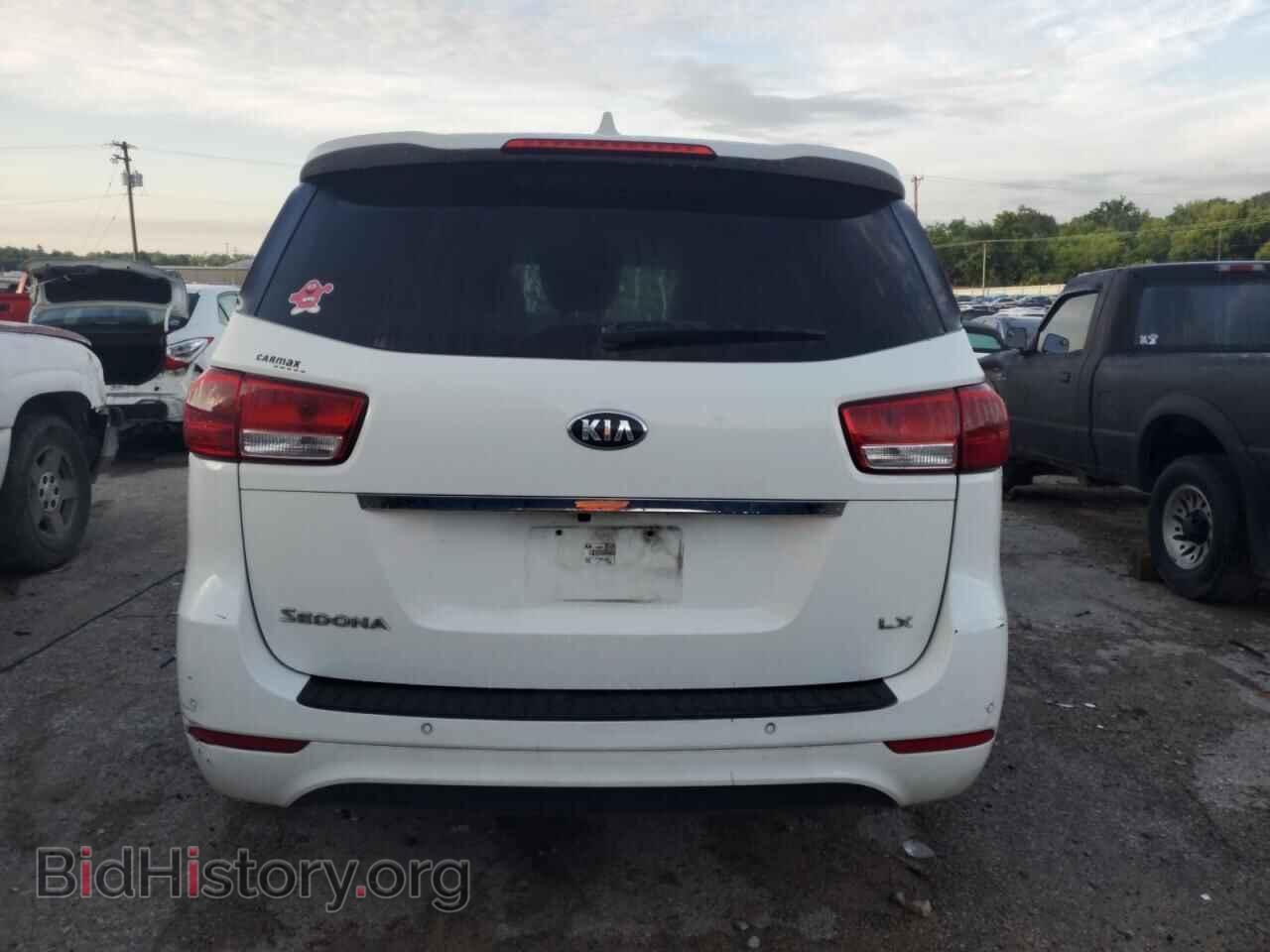 2016 KIA All Models - VIN: KNDMB5C13G6148616 - Фото 6