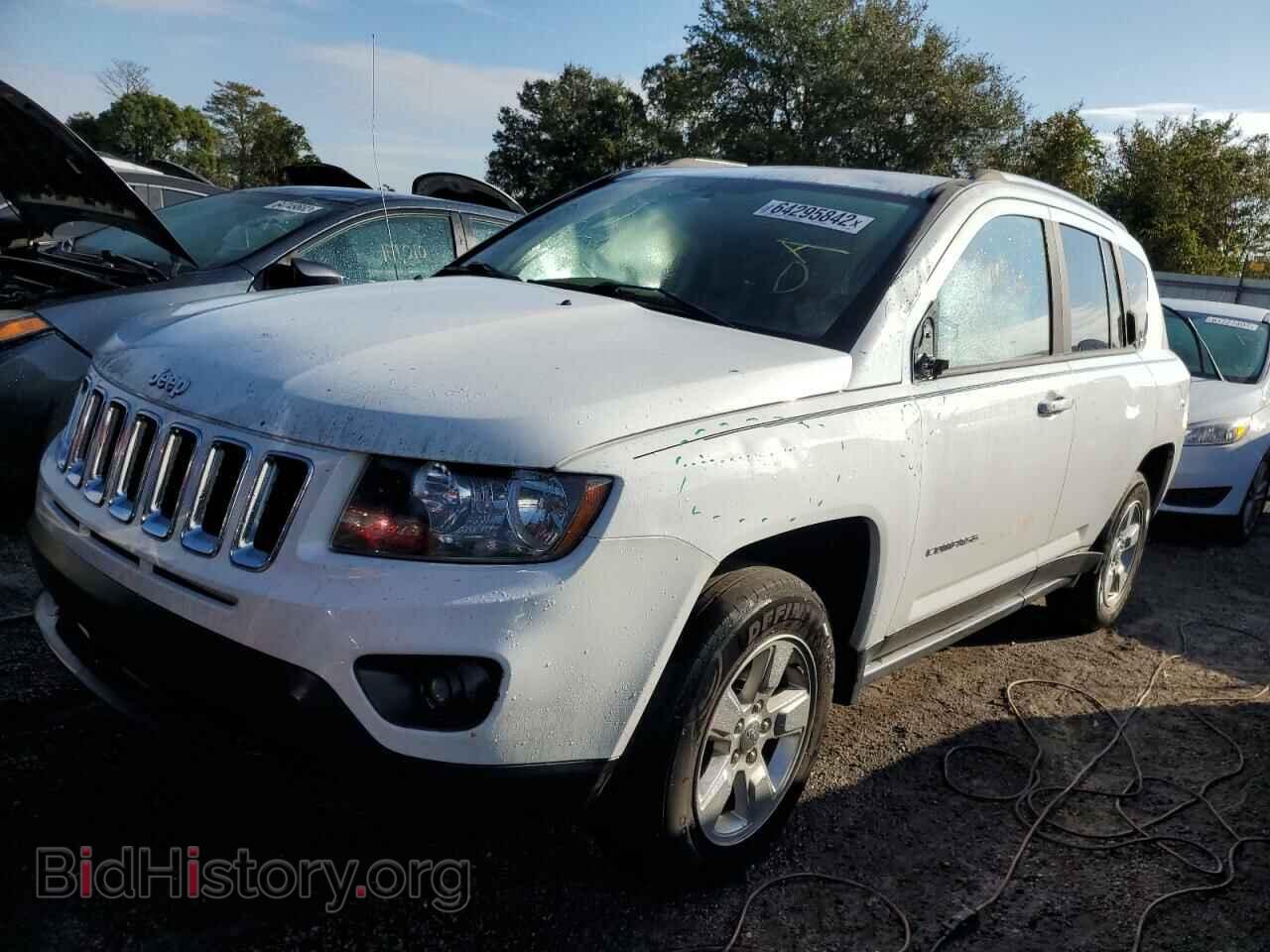 2015 JEEP COMPASS - VIN: 1C4NJCBA3FD218848 - Photo 2