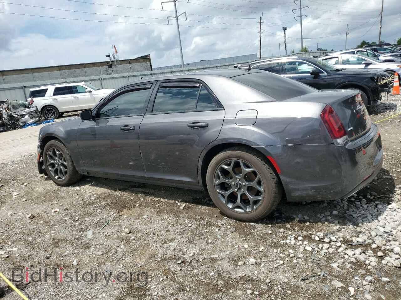 2018 CHRYSLER 300 - VIN: 2C3CCAGG0JH151760 - Фото 2