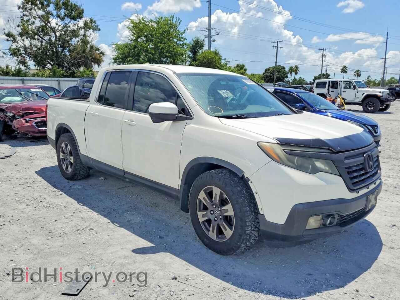 2017 HONDA RIDGELINE - VIN: 5FPYK2F65HB001797 - Photo 4