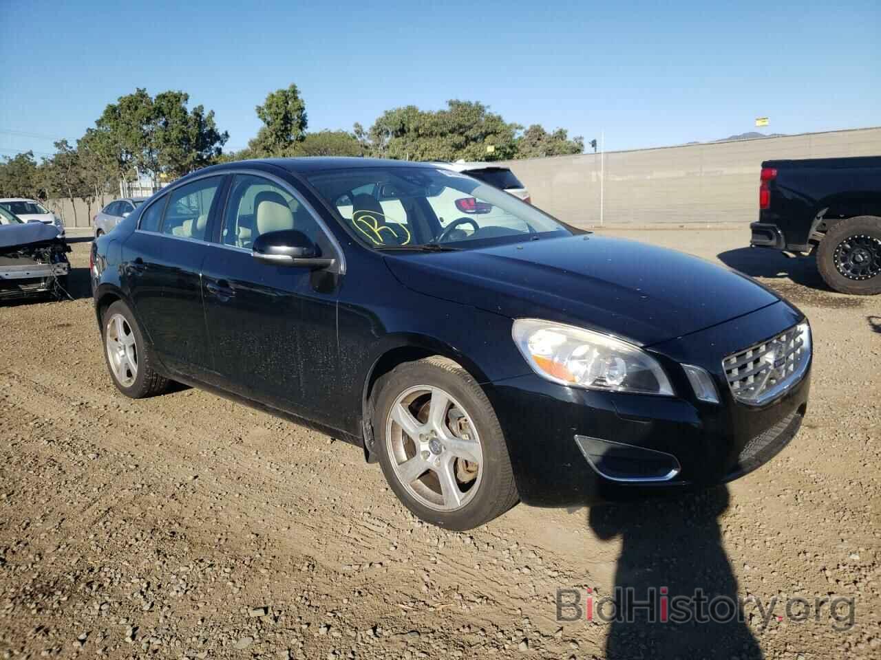 Photo YV1622FS9C2100822 - VOLVO S60 2012