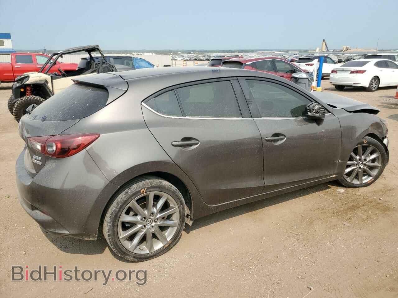 2018 MAZDA 3 - VIN: 3MZBN1M38JM173779 - Фото 3