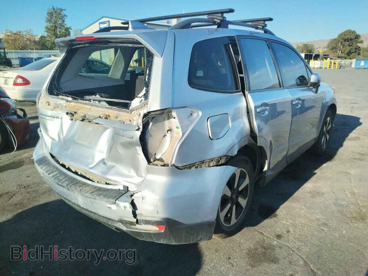 2018 SUBARU FORESTER - VIN: JF2SJAGC7JH408804 - Фото 4