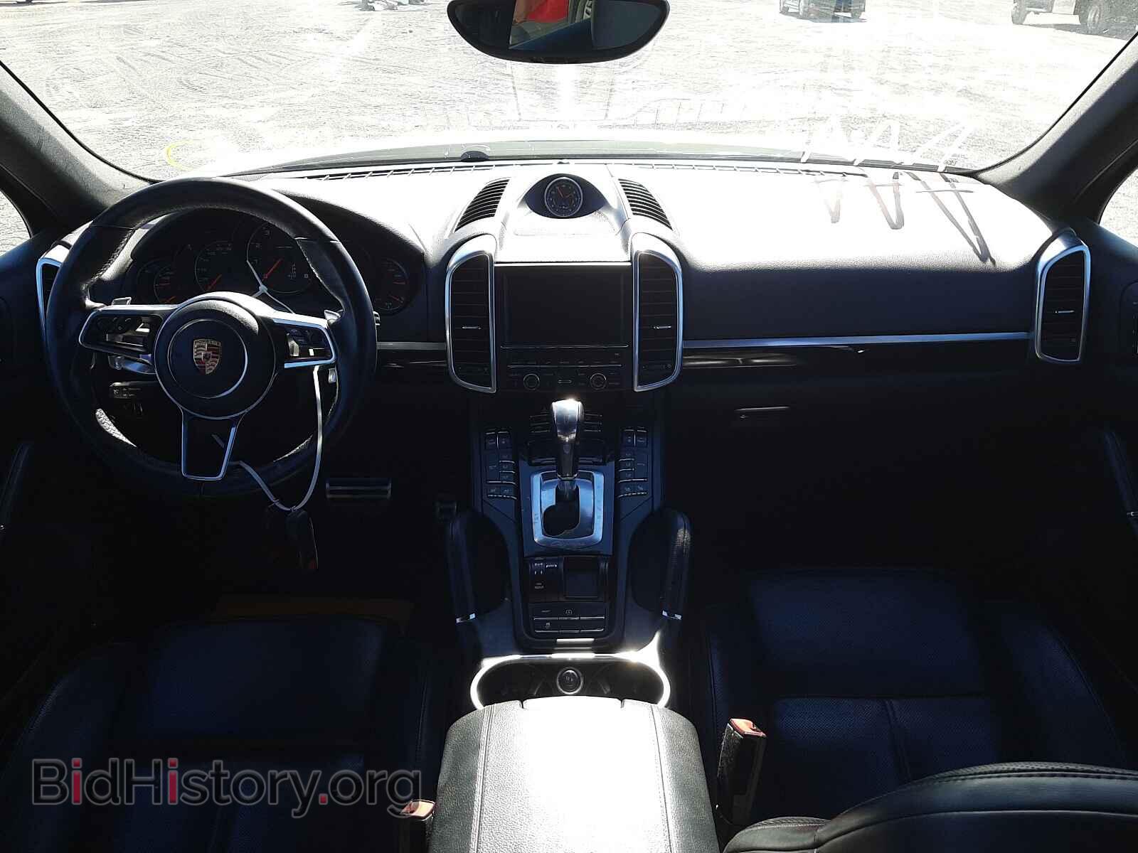 2016 PORSCHE CAYENNE - VIN: WP1AA2A24GLA04590 - Фото 9