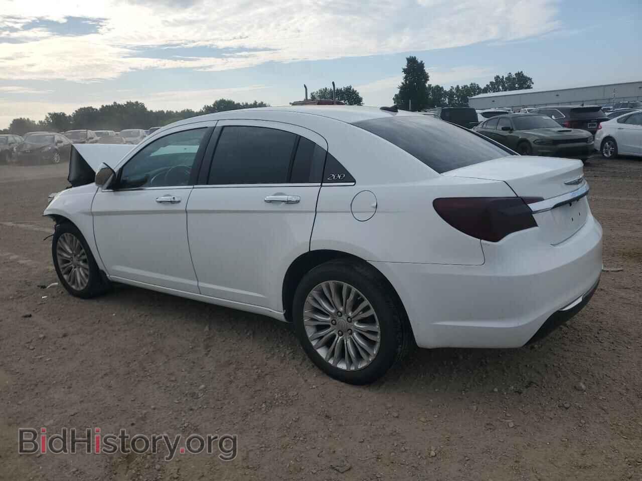 2012 CHRYSLER 200 - VIN: 1C3CCBCB6CN108812 - Фото 2