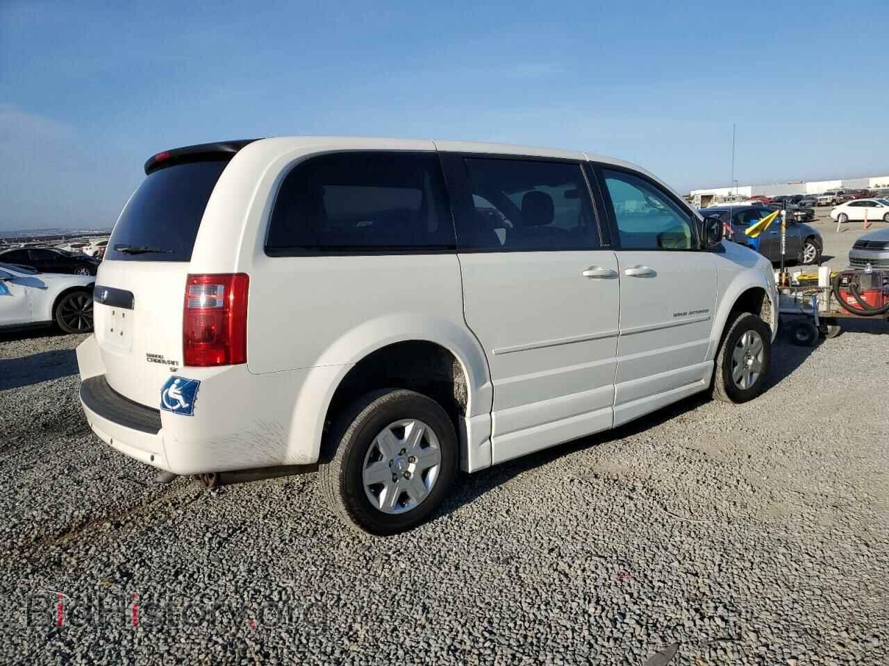 2010 DODGE CARAVAN - VIN: 2D4RN4DE7AR455041 - Фото 3