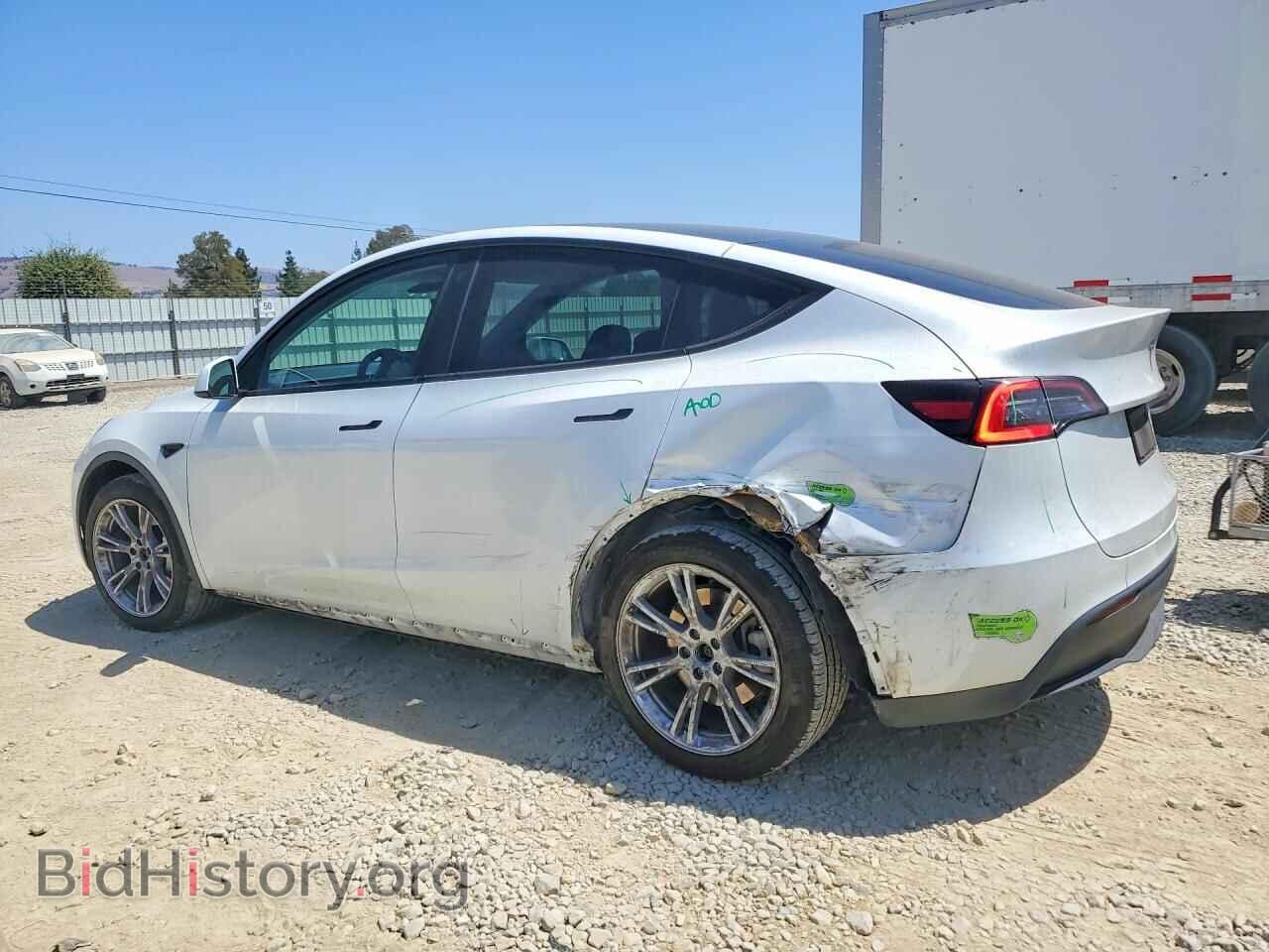 2023 TESLA MODEL Y - VIN: 7SAYGDEEXPF611162 - Photo 2