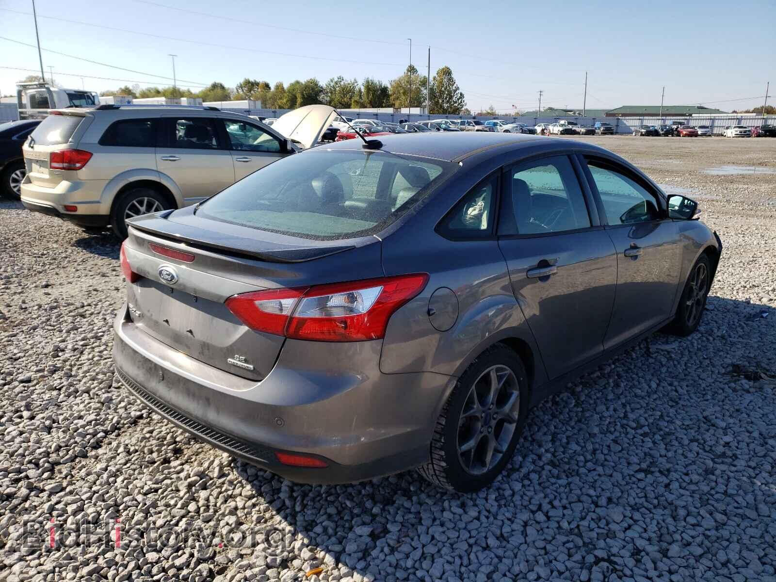 2014 FORD FOCUS - VIN: 1FADP3F2XEL405690 - Фото 4