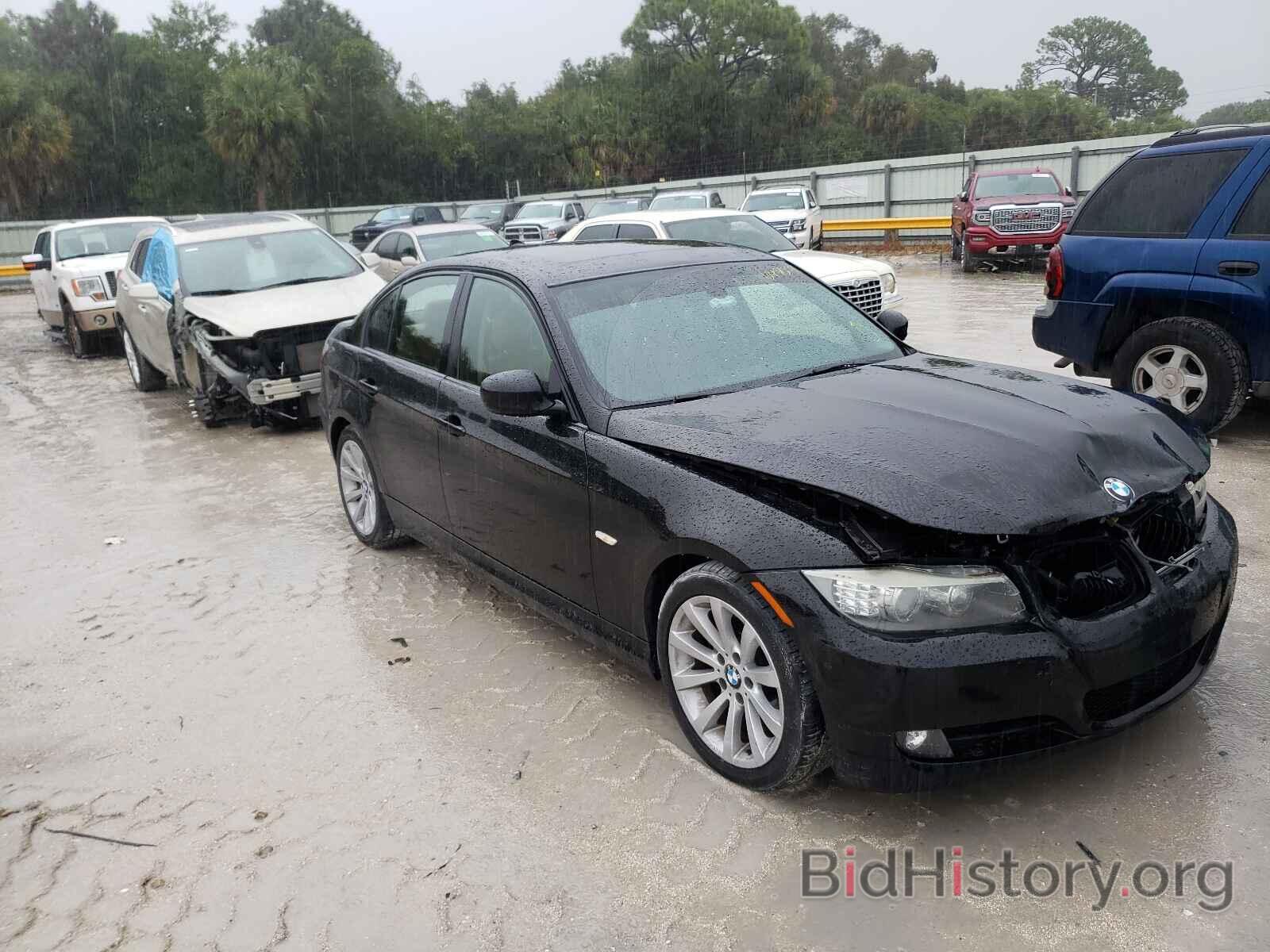 Photo WBAPH7G52BNN07387 - BMW 3 SERIES 2011