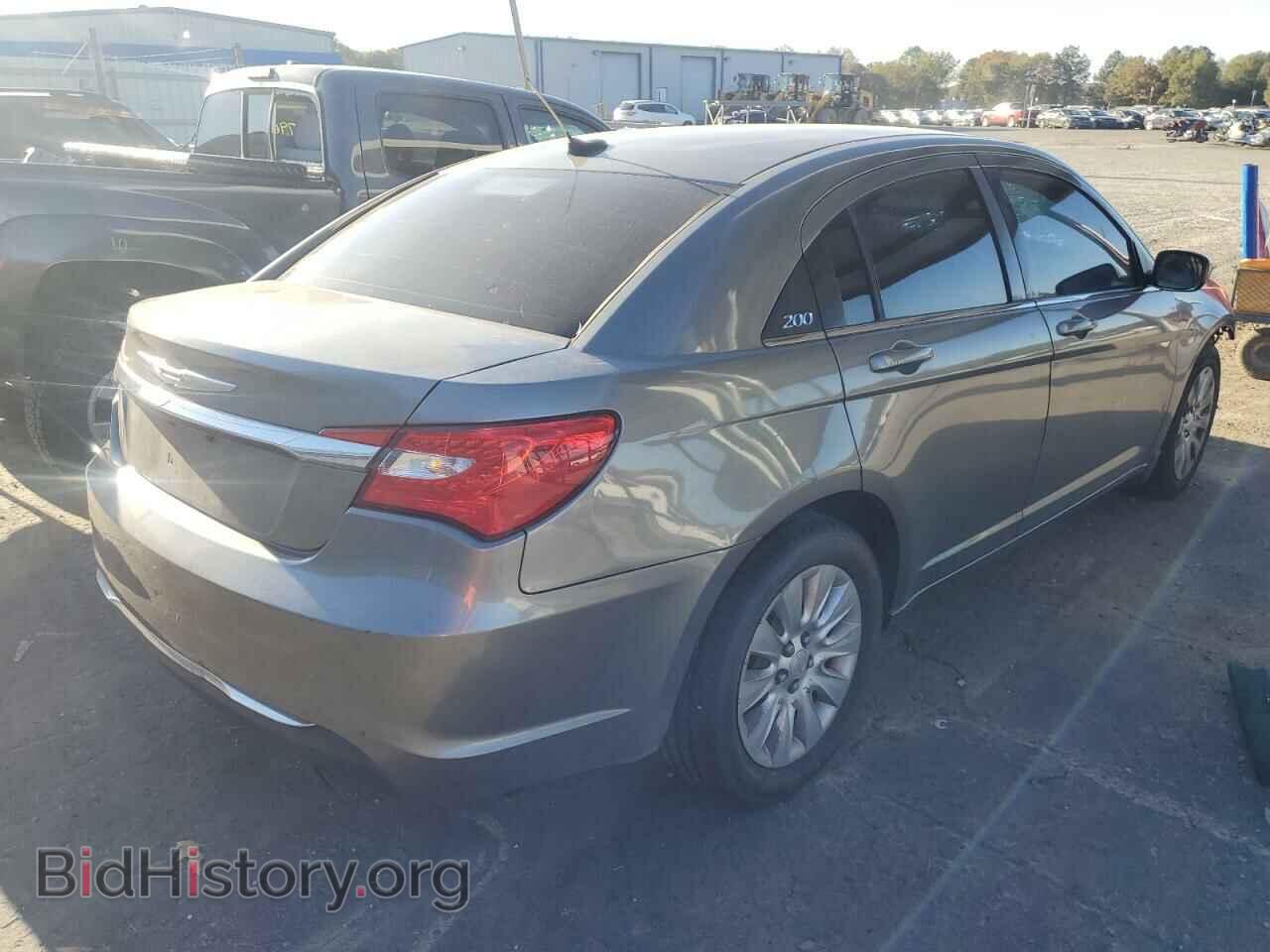2011 CHRYSLER 200 - VIN: 1C3BC1FB2BN579873 - Фото 4