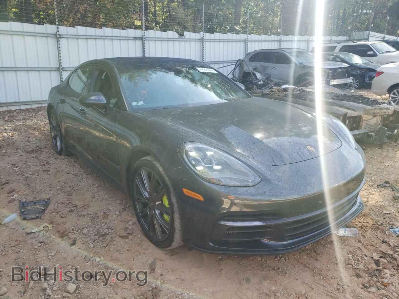 Photo WP0AE2A79KL124668 - PORSCHE PANAMERA 2019