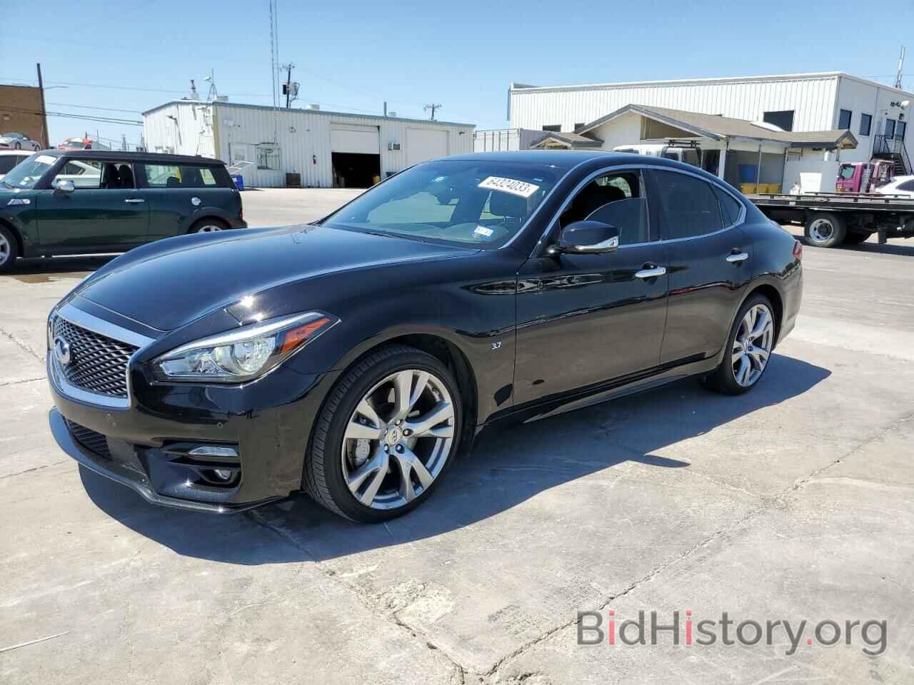 Photo JN1BY1AP9HM741662 - INFINITI Q70 2017