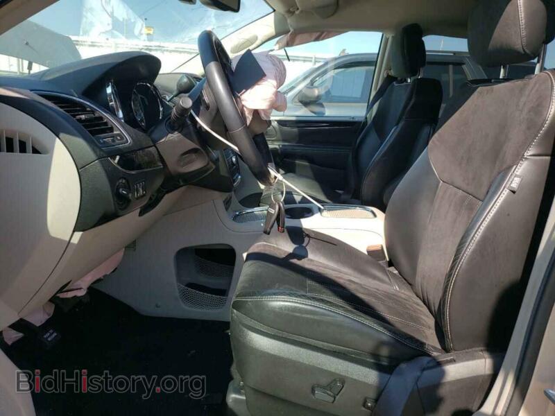 2016 Chrysler MINIVAN (VIN 2C4RC1JGXGR112577) — photo 7 of 13