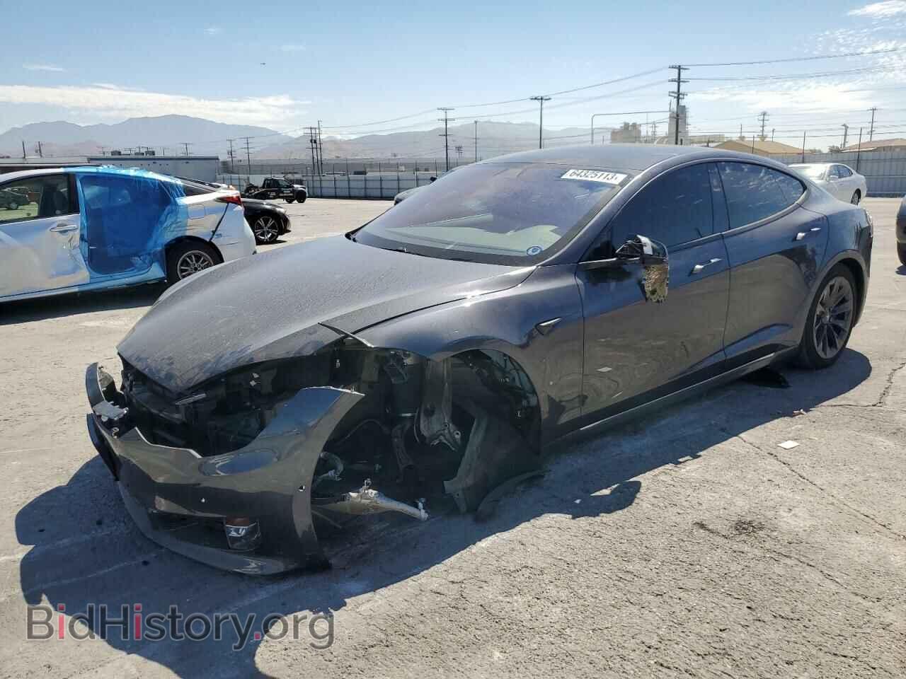 Фотография 5YJSA1E25JF247944 - TESLA MODEL S 2018