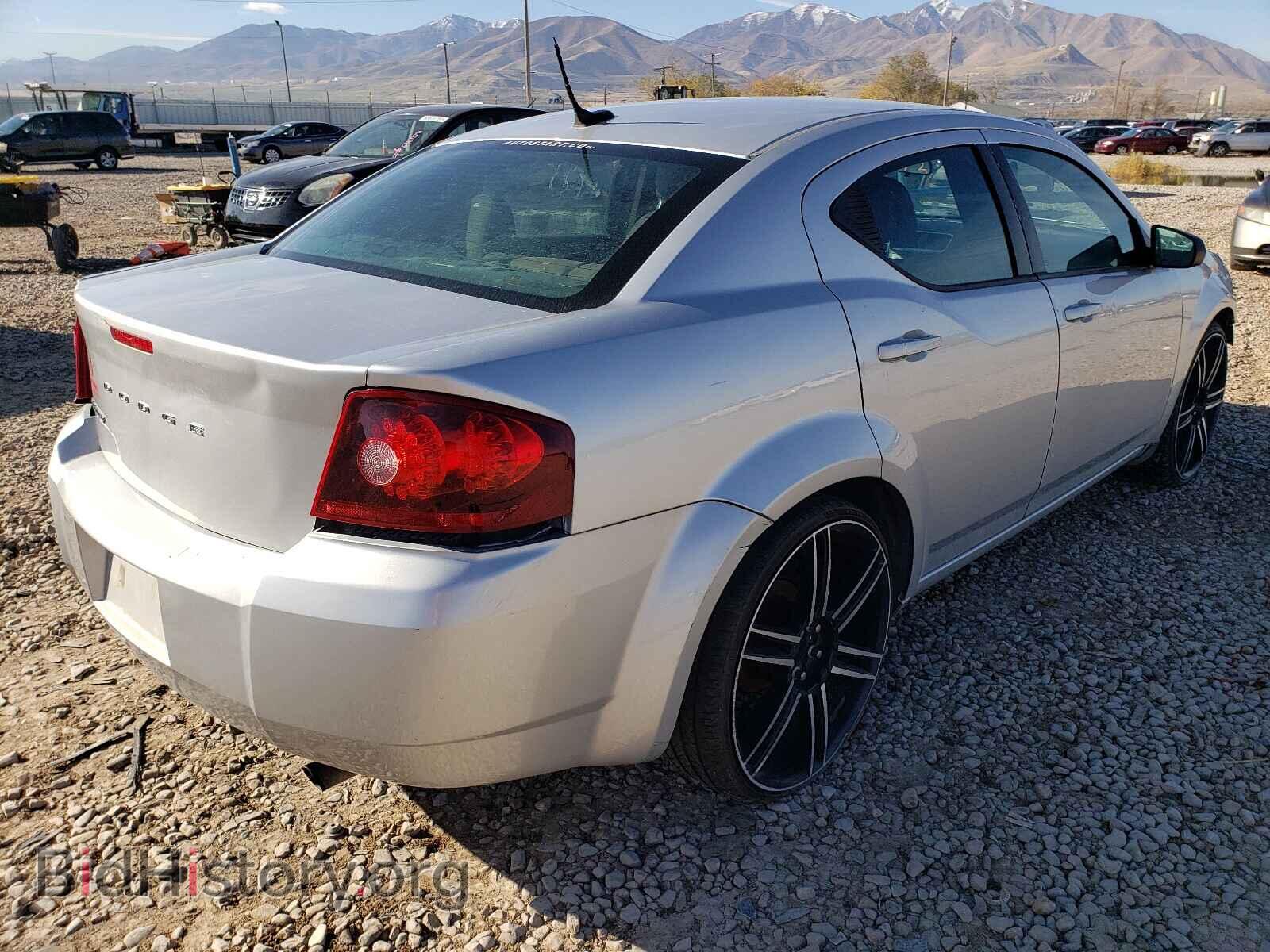 2012 DODGE AVENGER - VIN: 1C3CDZAB9CN325506 - Фото 4