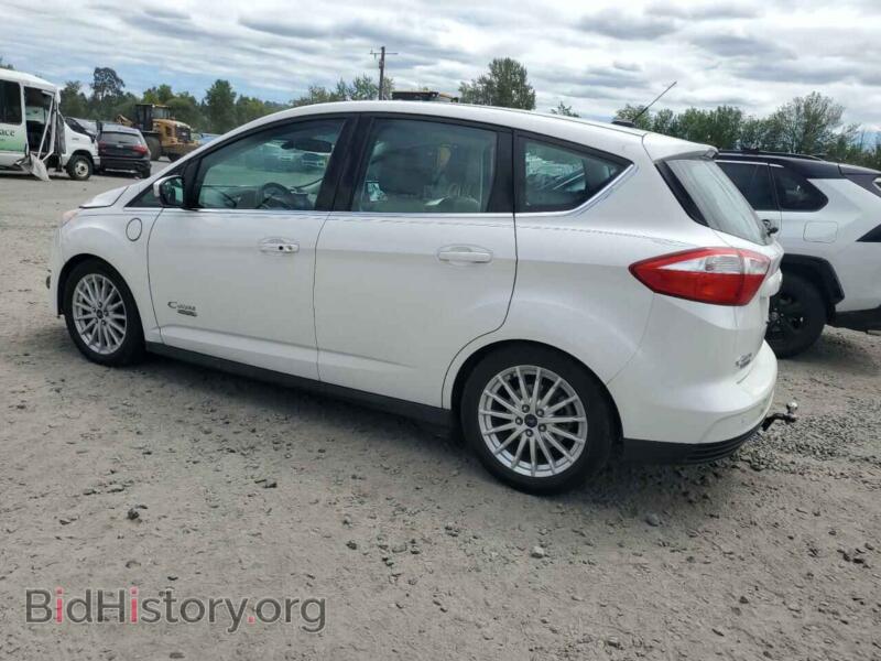 2016 Ford CMAX (VIN 1FADP5CU6GL120523) — photo 2 of 12