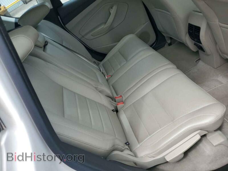 2016 Ford CMAX (VIN 1FADP5CU6GL120523) — photo 10 of 12