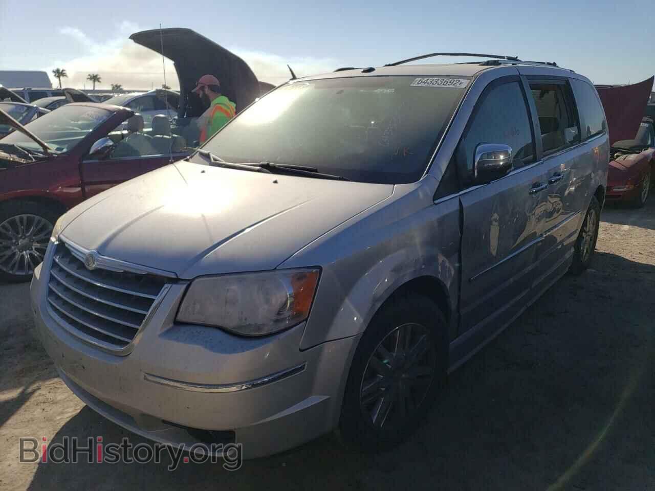 2010 CHRYSLER MINIVAN - VIN: 2A4RR6DXXAR501342 - Фото 2