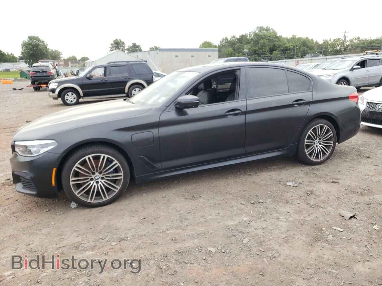 Photo WBAJB1C51KB375542 - BMW 5 SERIES 2019