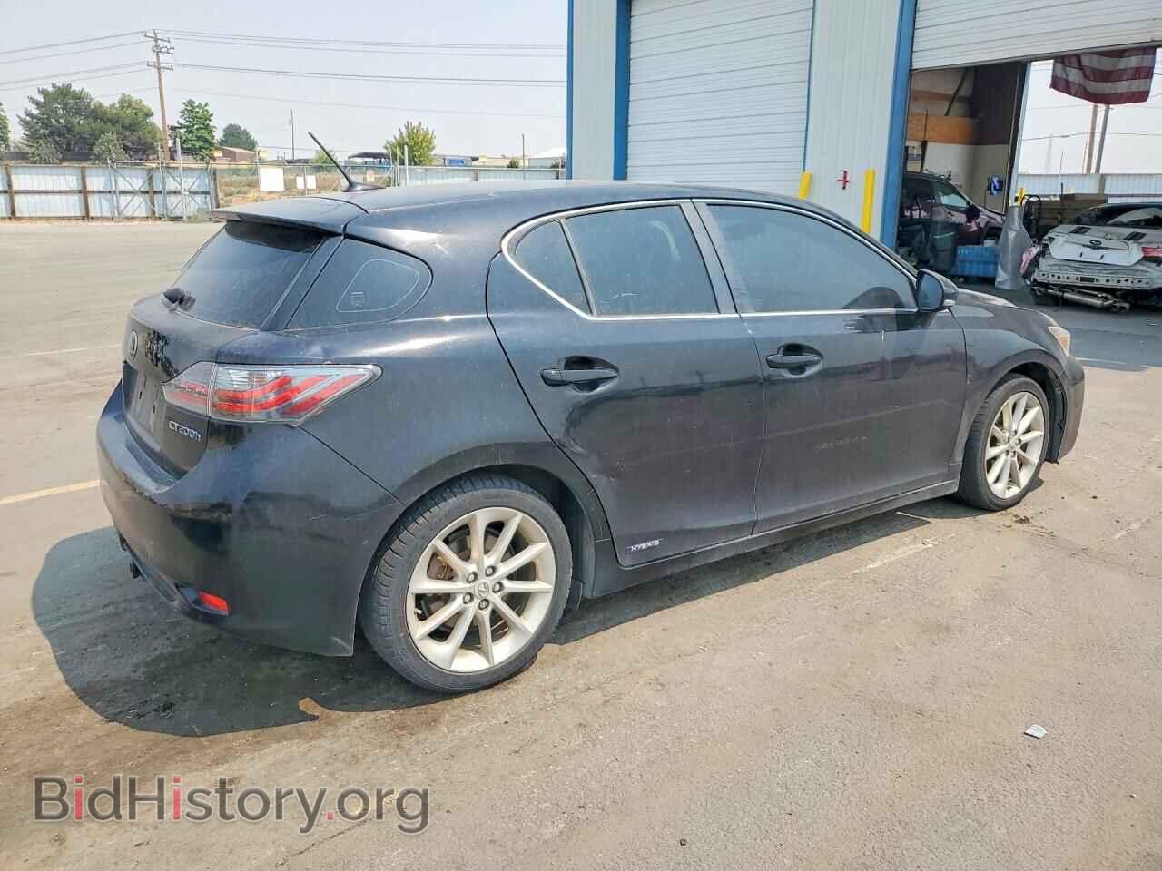 2011 LEXUS CT 200 - VIN: JTHKD5BH2B2010015 - Photo 3