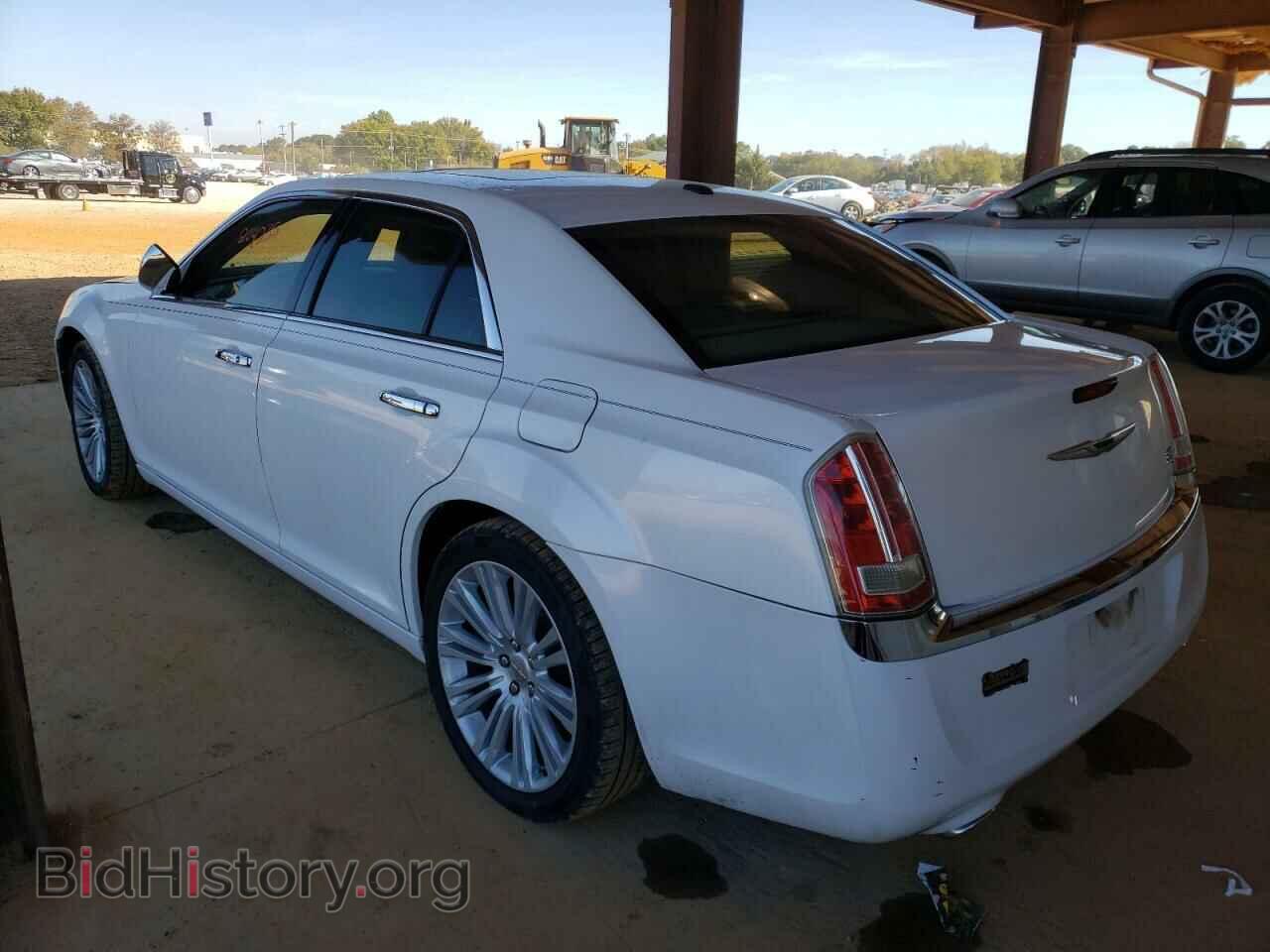 2011 CHRYSLER 300 - VIN: 2C3CA6CT4BH537394 - Фото 3