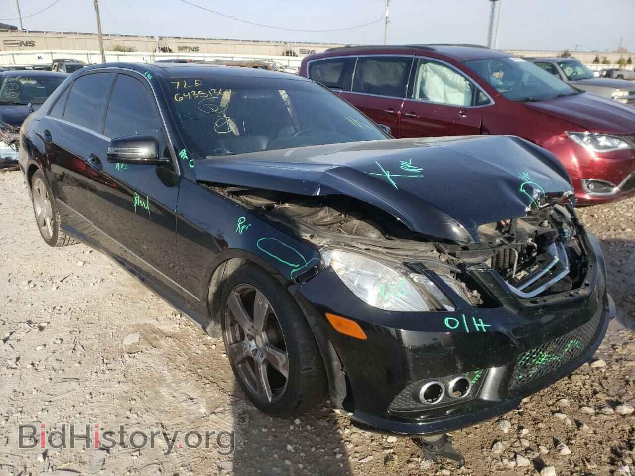 Photo WDDHF8HB2AA137822 - MERCEDES-BENZ E-CLASS 2010