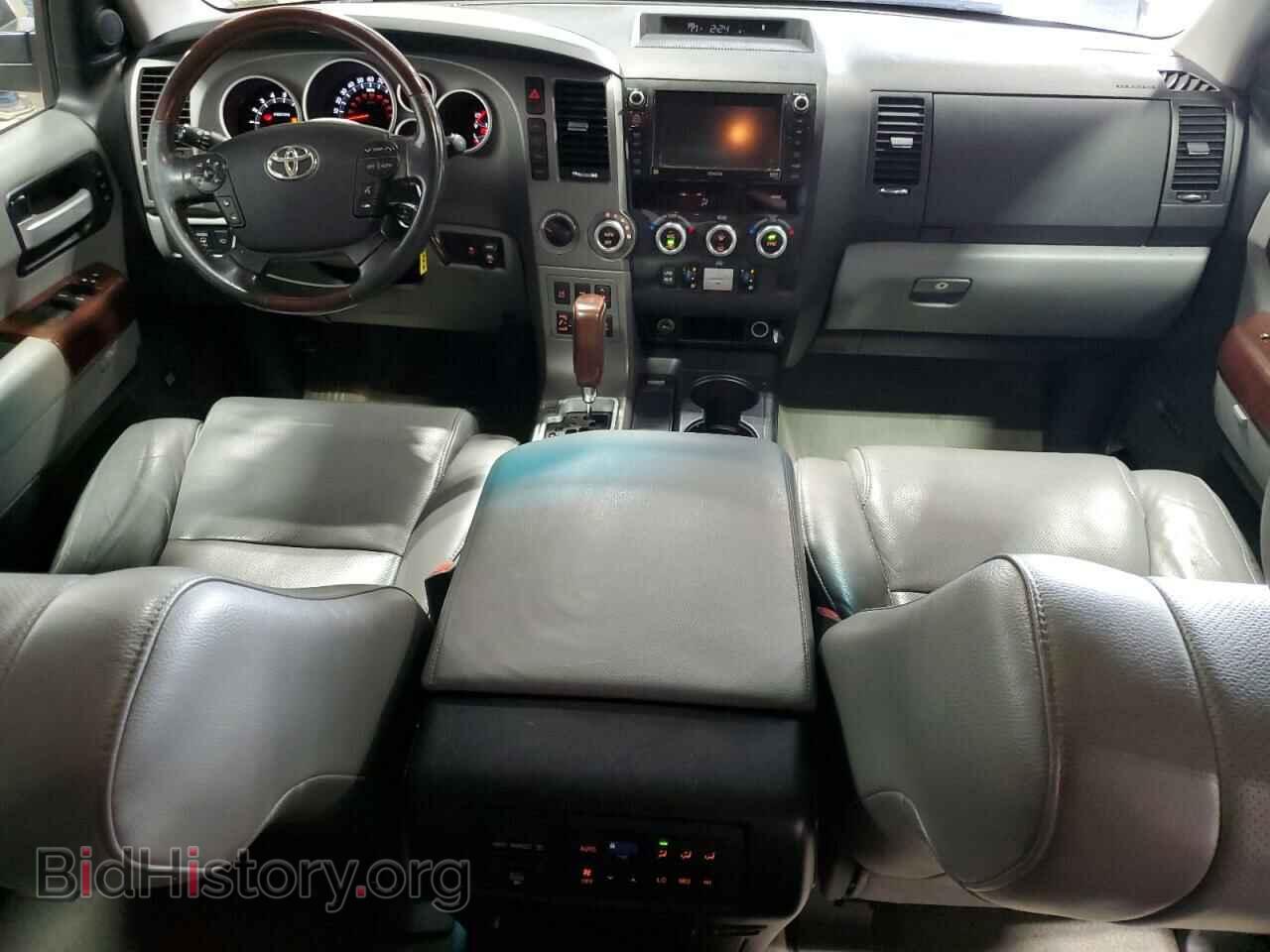 2011 TOYOTA SEQUOIA - VIN: 5TDDW5G1XBS045619 - Фото 8