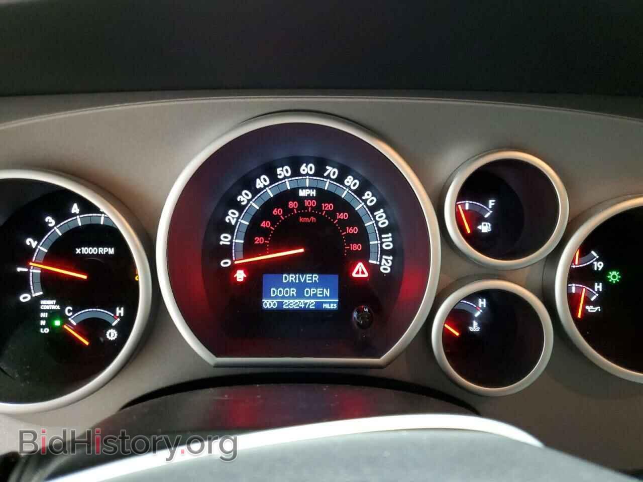 2011 TOYOTA SEQUOIA - VIN: 5TDDW5G1XBS045619 - Фото 9